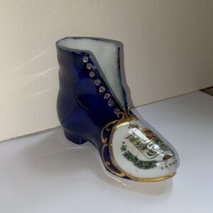 Vintage Canada Blue and white porcelain boot planter.